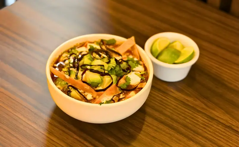 Sopa azteca en Poza Rica, Veracruz.